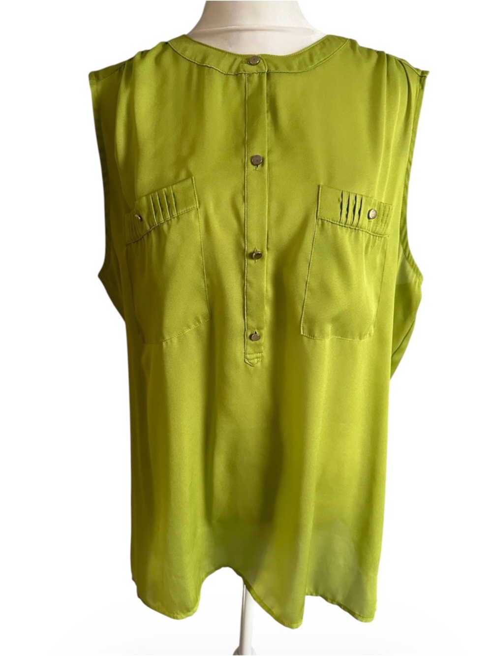 Liz Claiborne Sleeveless Chartreuse Button-Front Pocket Top size XL